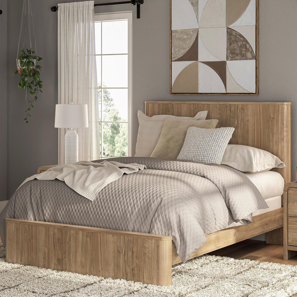 Ashley Gramburg Queen Panel Bed in Warm Brown, , large