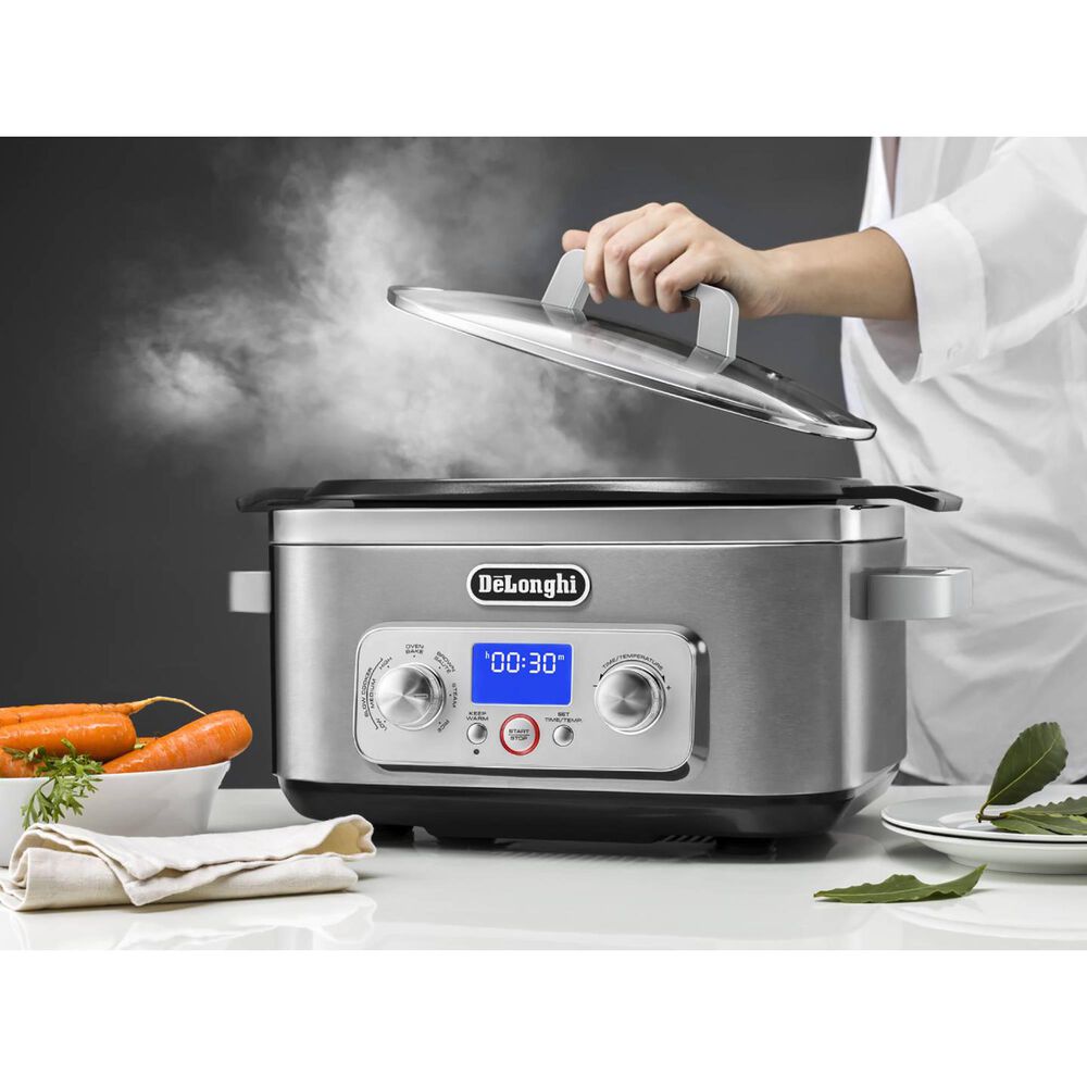 De'Longhi Livenza 6-Quart All-In-One Programmable Multi Cooker in Silver