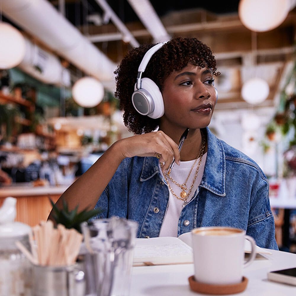 JBL Live Series Wireless Noise-Canceling Over-Ear Headphones in White, , large