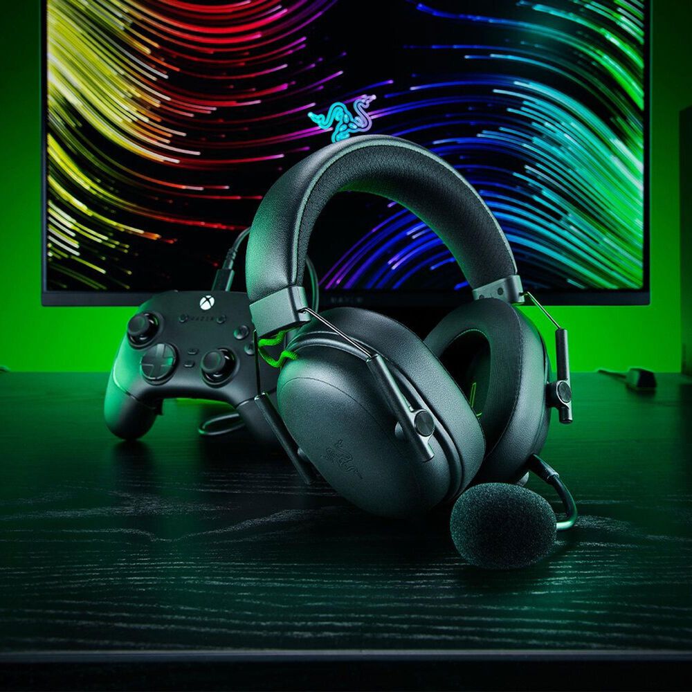Razer BlackShark V3 Wireless Esports Headset for Xbox in Black, , large