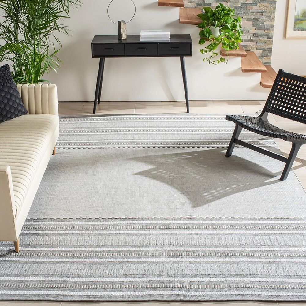 Safavieh Montauk MTK215F 8&#39; x 10&#39; Grey and Ivory Area Rug, , large