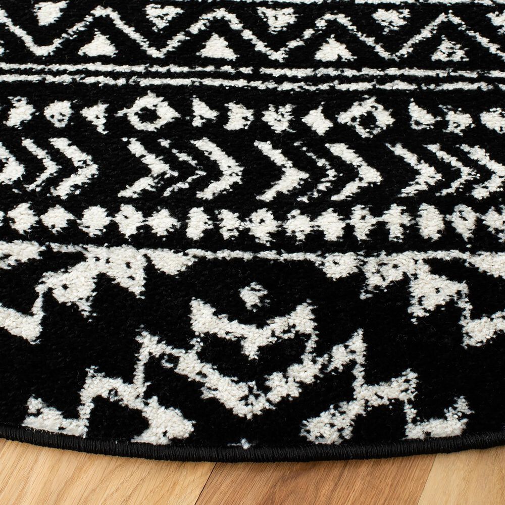 Safavieh Tulum Bohemian 5&#39; Round Black and Ivory Area Rug, , large