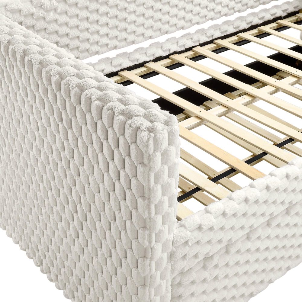 Crown Mark Molly Daybed in White, , large