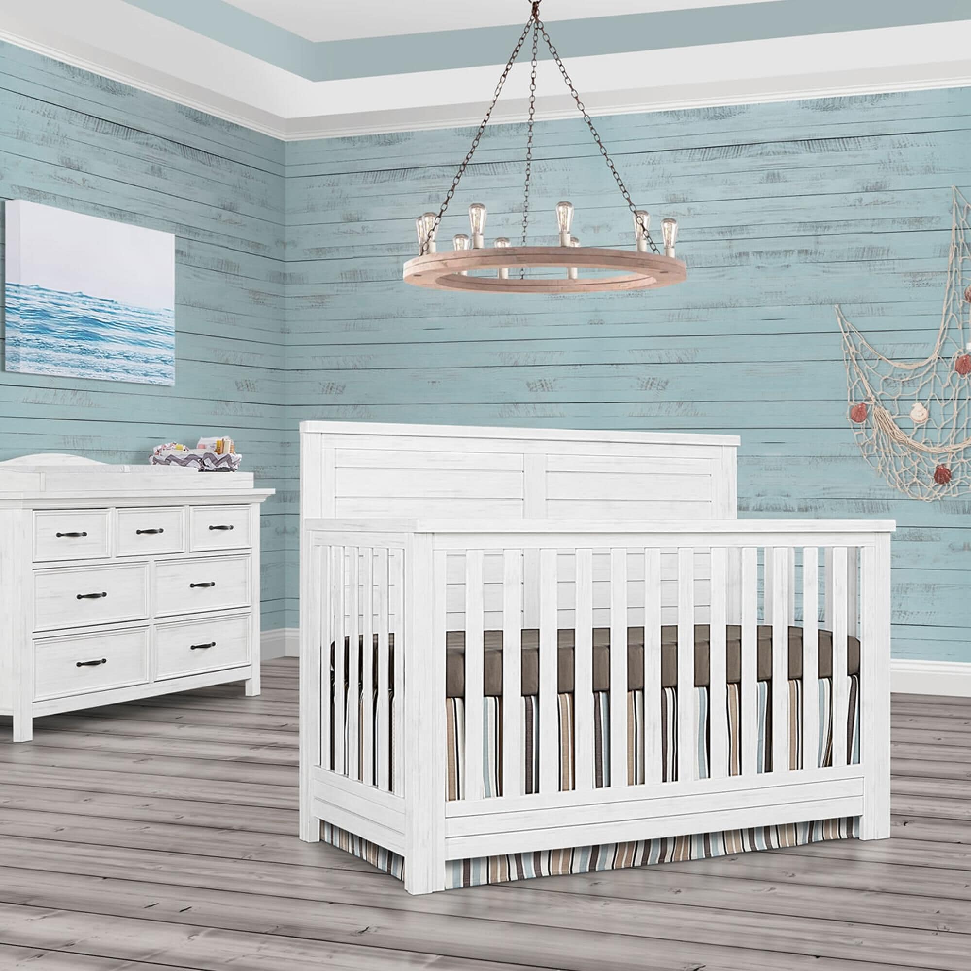 Evolur Belmar Flat Top 5 In 1 Crib in Weathered White NFM