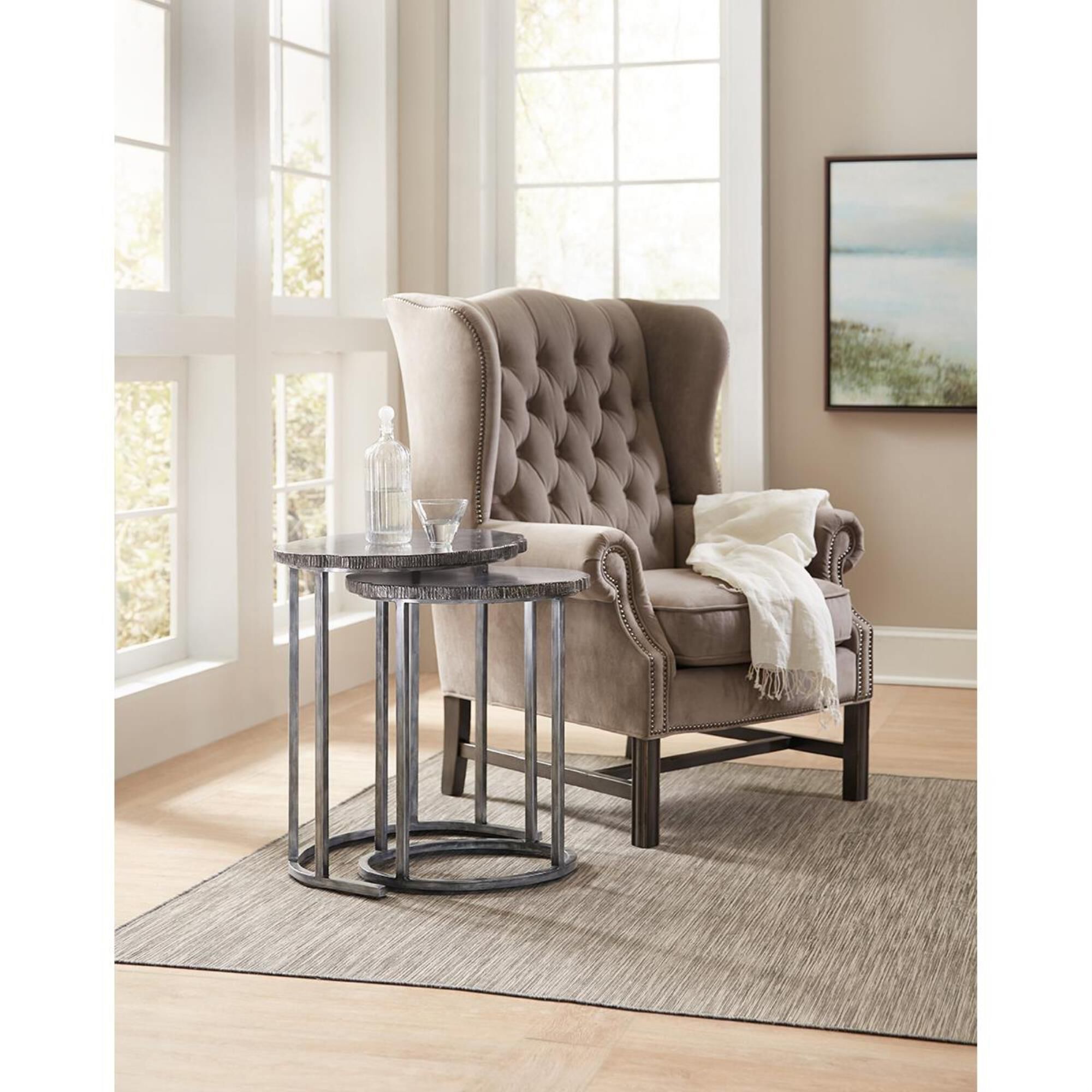 Nesting top accent chair