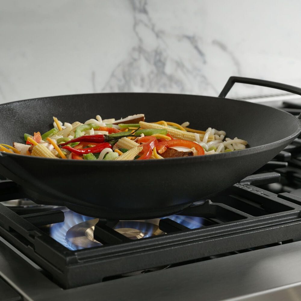 Monogram 36&quot; All Gas Professional Range with 4 Burners and Griddle in Stainless Steel, , large
