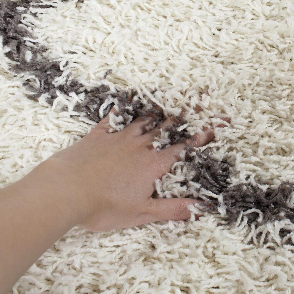 Safavieh Dallas Shag SGD258H-5 5&#39;1&quot; x 7&#39;6&quot; Ivory/Dark Grey Area Rug, , large