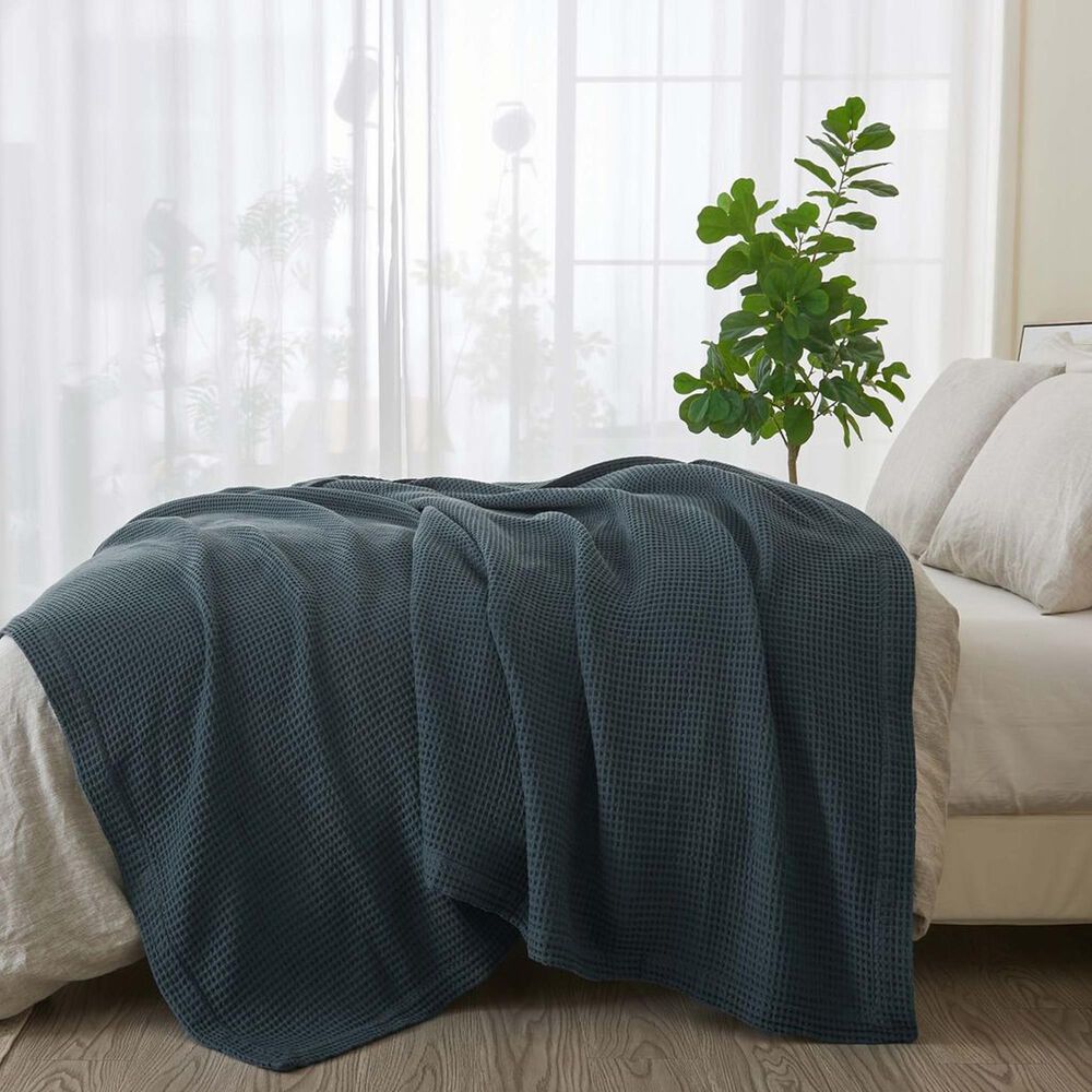 Trade Linker Full/Queen Waffle Weave Knit Throw Blanket in Indigo, , large