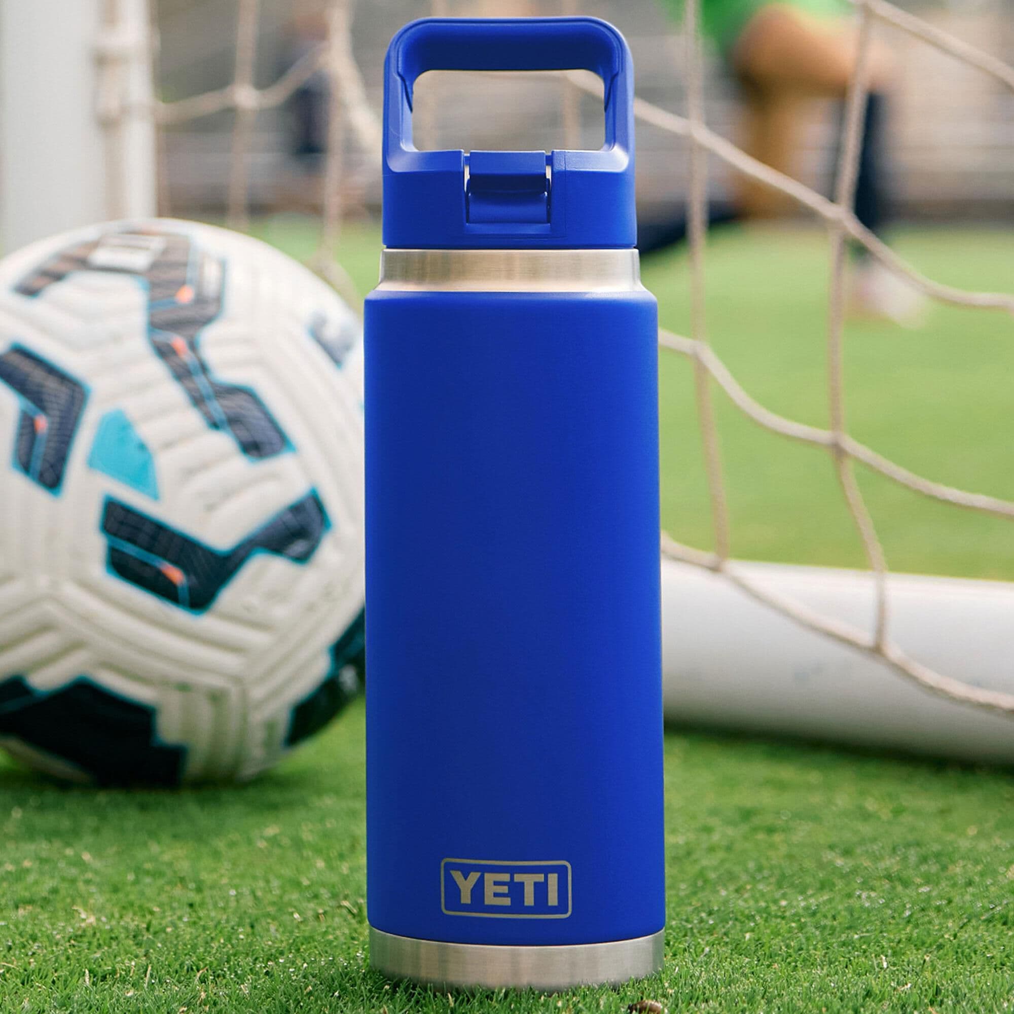 YETI Rambler 26 Oz Water Bottle with Color-Blocked Straw Cap in