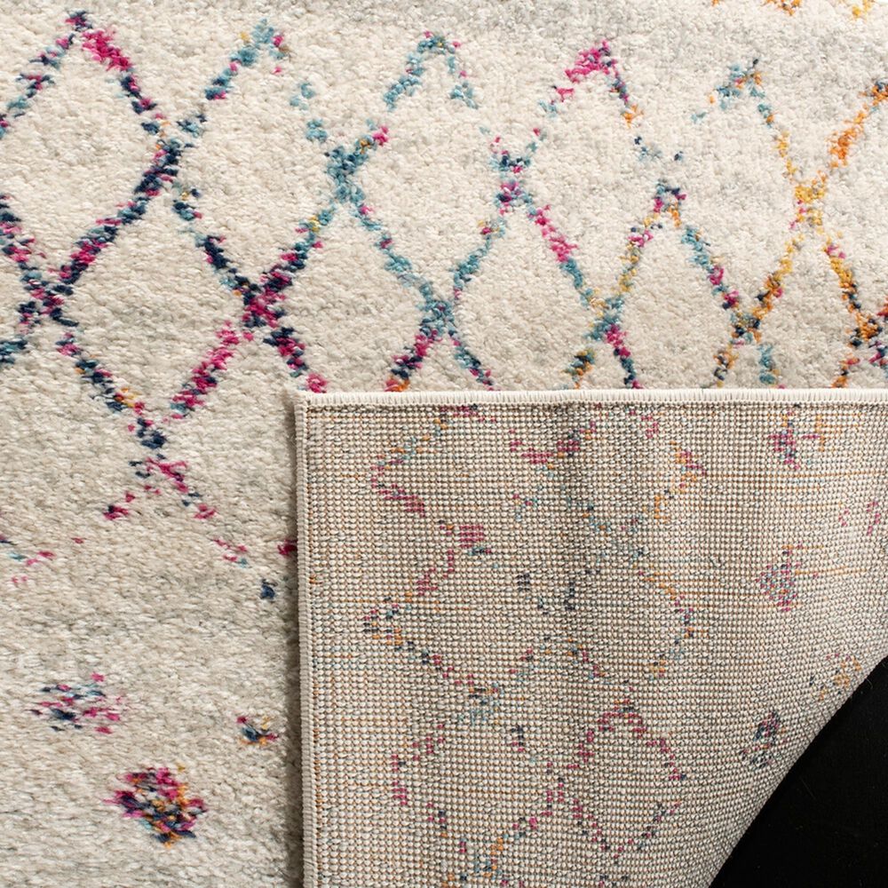 Safavieh Madison MAD798A 2&#39;3&quot; x 4&#39; Ivory and Fuchsia Scatter Rug, , large