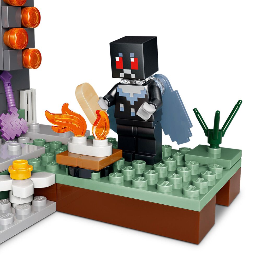 LEGO Minecraft The Pale Garden Building Set, , large