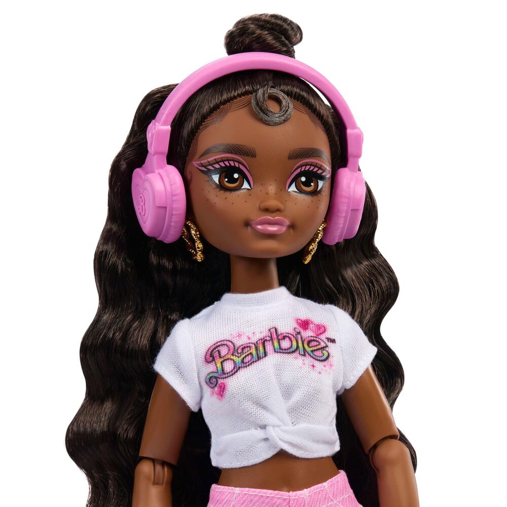 Barbie Brooklyn Skater Doll with Accessories in Dark Brown, White and Pink, , large