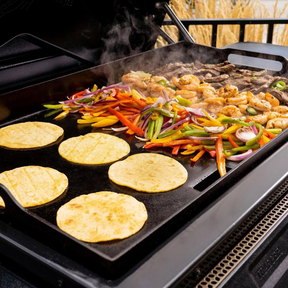 Traeger Grills Flatrock Flat Top Grill in Black, , large