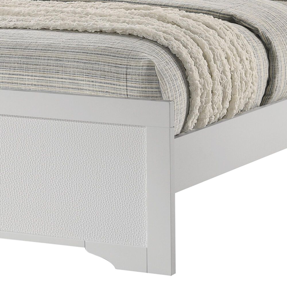 Crown Mark Amalia Queen Upholstered Panel Bed in White, , large