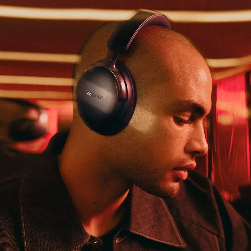 Bose QuietComfort Ultra Over-the-Ear Headphones in Black &#40;2nd Gen&#41;, , large