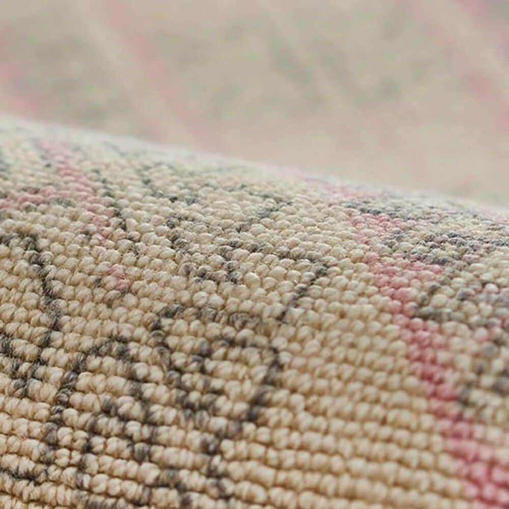 Momeni Anatolia 5&#39;3&quot; x 7&#39;6&quot; Pink Area Rug, , large