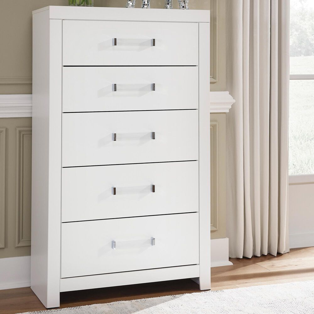 Ashley Maeling 5-Drawer Chest in Matte White, , large
