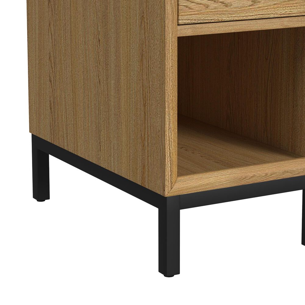 Hawthorne Furniture Newport Chairside Table in Natural Oak, , large