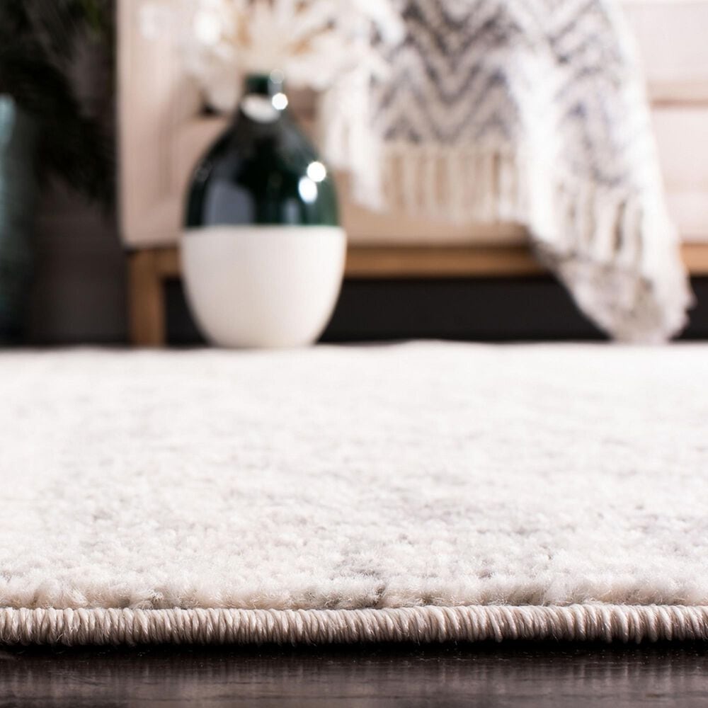 Safavieh Madison MAD603G 2&#39;3&quot; x 4&#39; Silver and Ivory Scatter Rug, , large