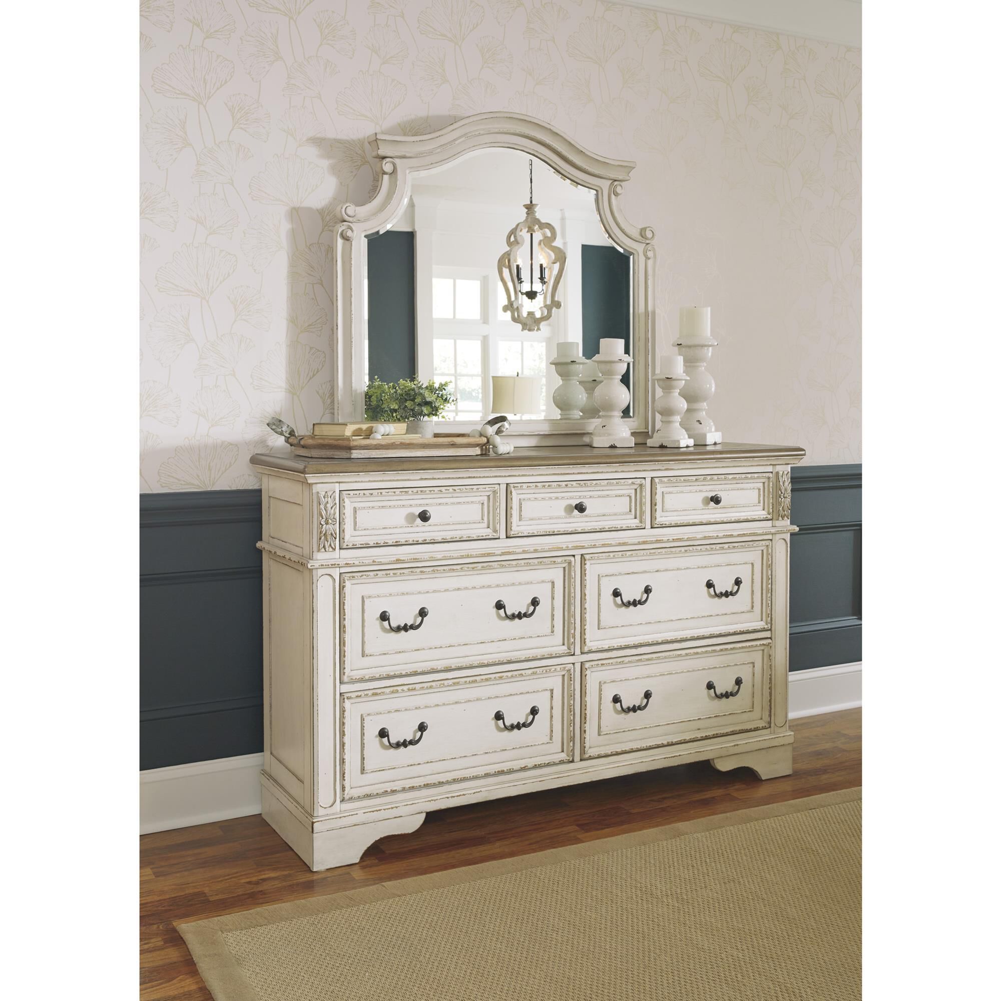 Ashley Realyn Mirror with Brackets
