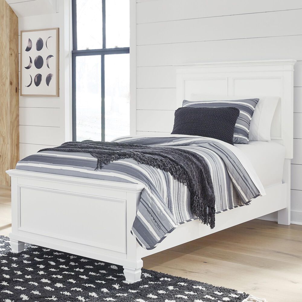 Ashley Fortman Twin Panel Bed in White, , large