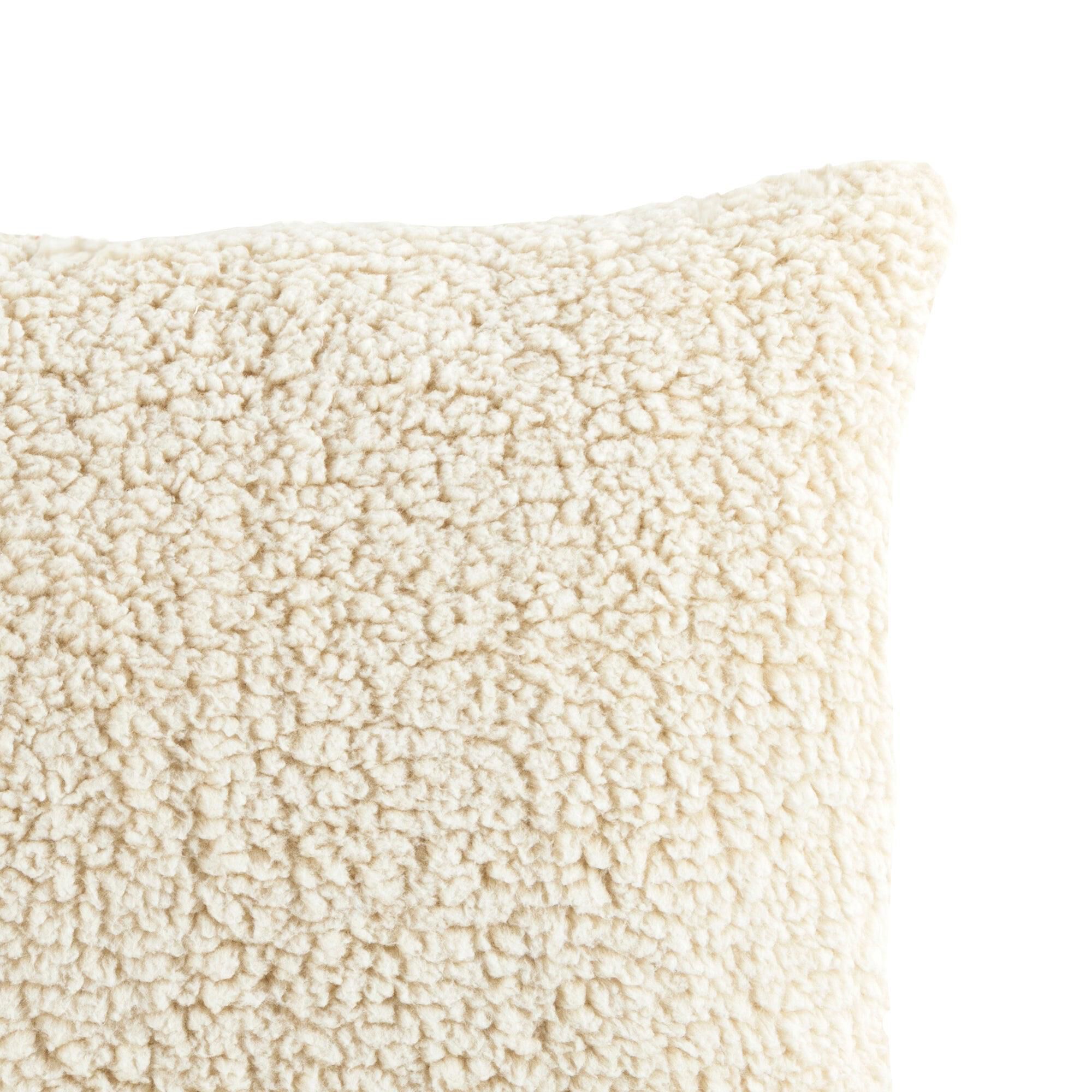 Triangle Home Fashions Olivia Sherpa 20