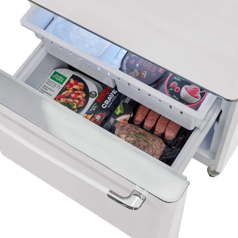 Unique Appliances Classic Retro 18 Cu. Ft Bottom Freezer Refrigerator in Marshmallow White, , large