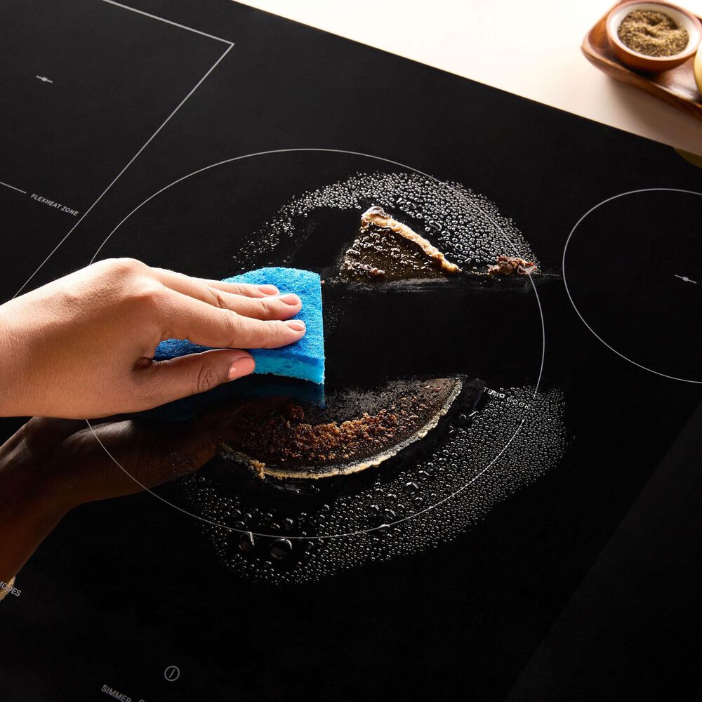 Whirlpool 30" Intelligent Induction Cooktop with Temp Cook Technology in Black and Stainless Steel, , large