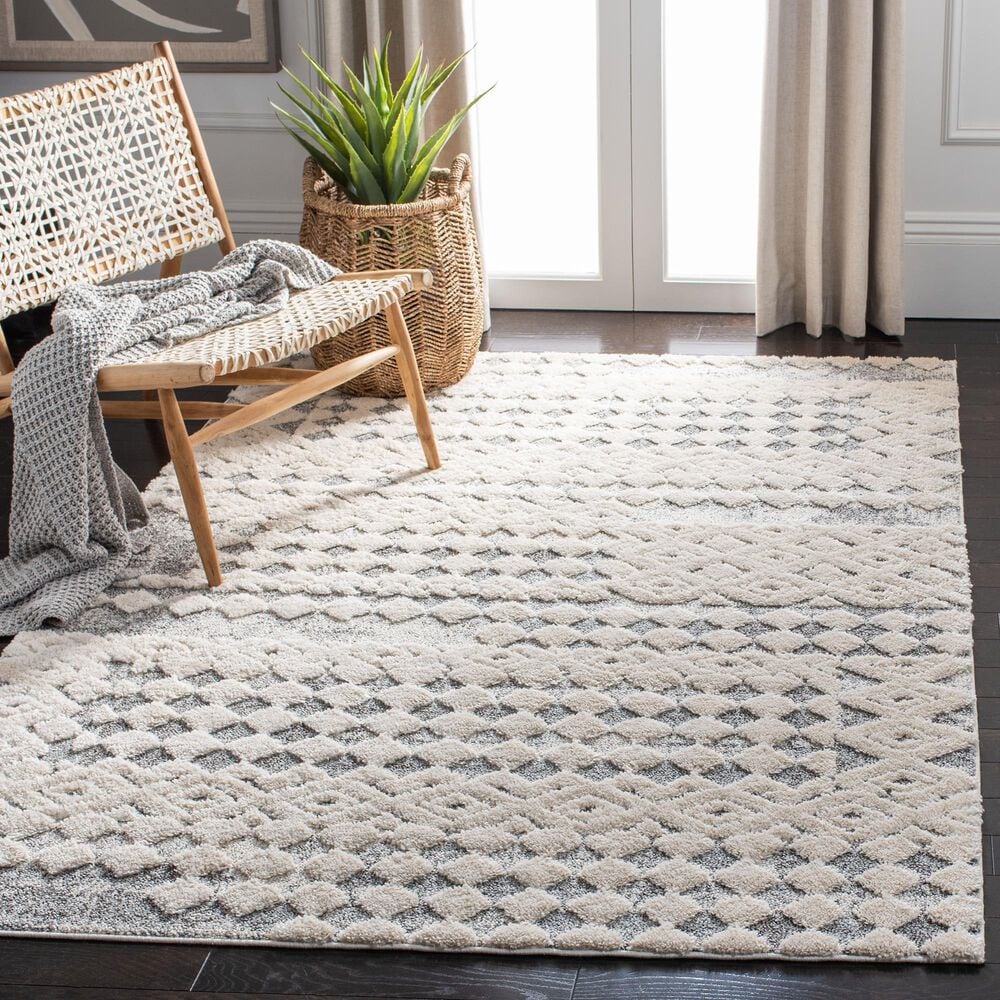 Safavieh Martha Stewart Lucia Shag MSR0737 4&#39; x 6&#39; White and Light Grey Area Rug, , large