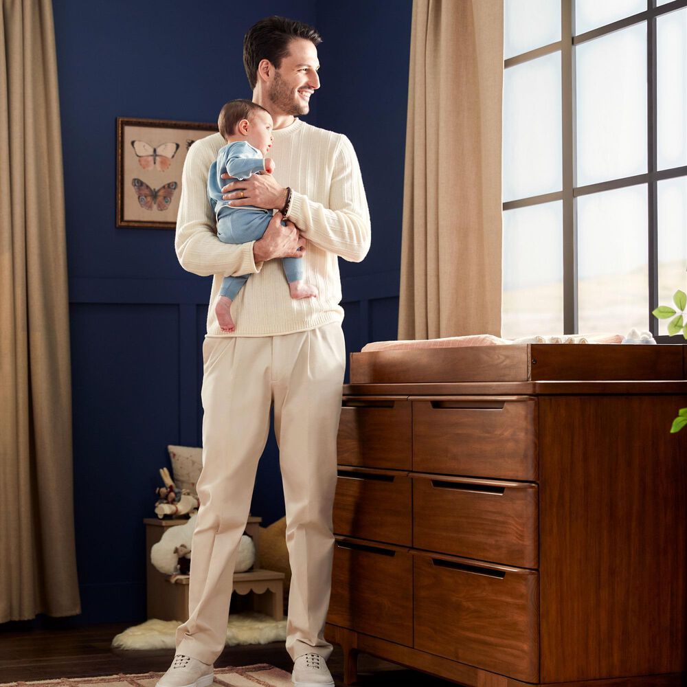 Maxi Cosi Embraced Forms 6-Drawer Dresser and Changer Top in Chestnut, , large