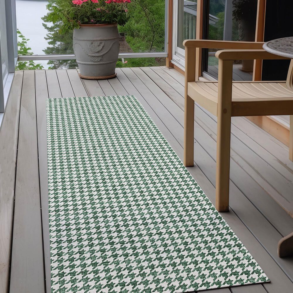 Dalyn Rug Company Hinton 2&#39;3&quot; x 12&#39; Green Indoor/Outdoor Runner, , large