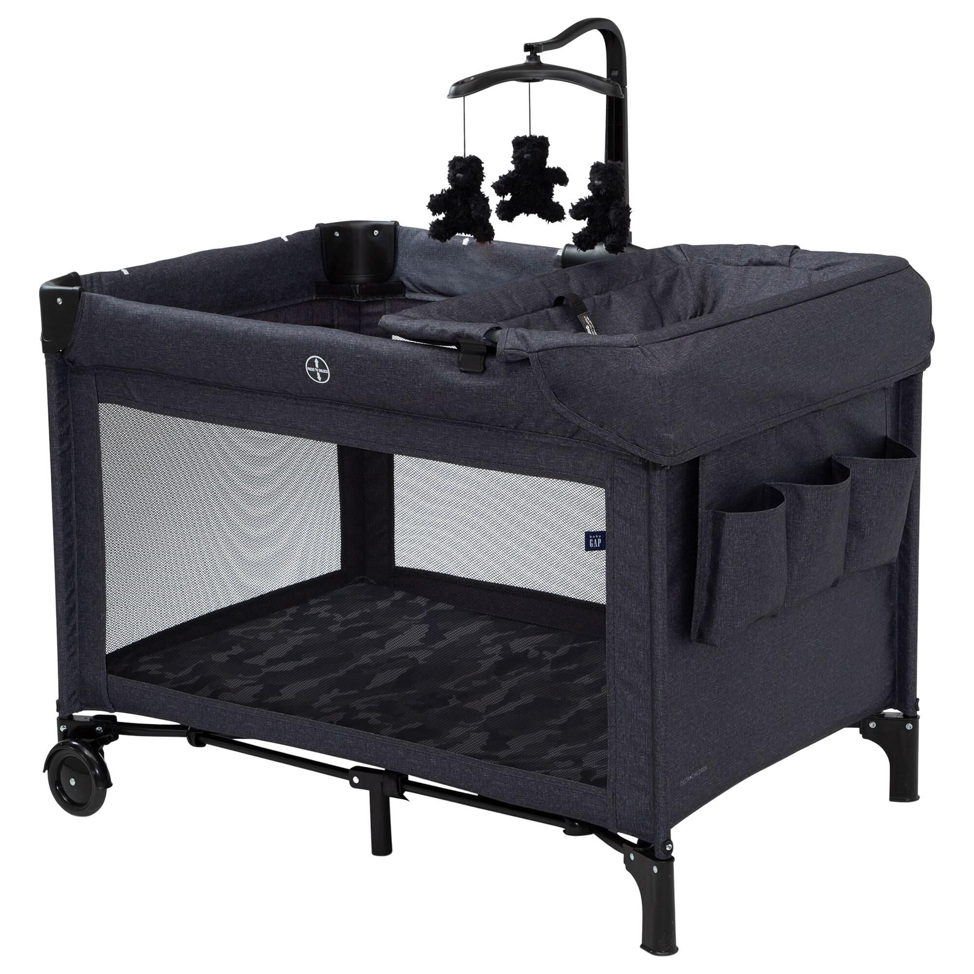 Delta Deluxe Play Yard in Black Camo NFM