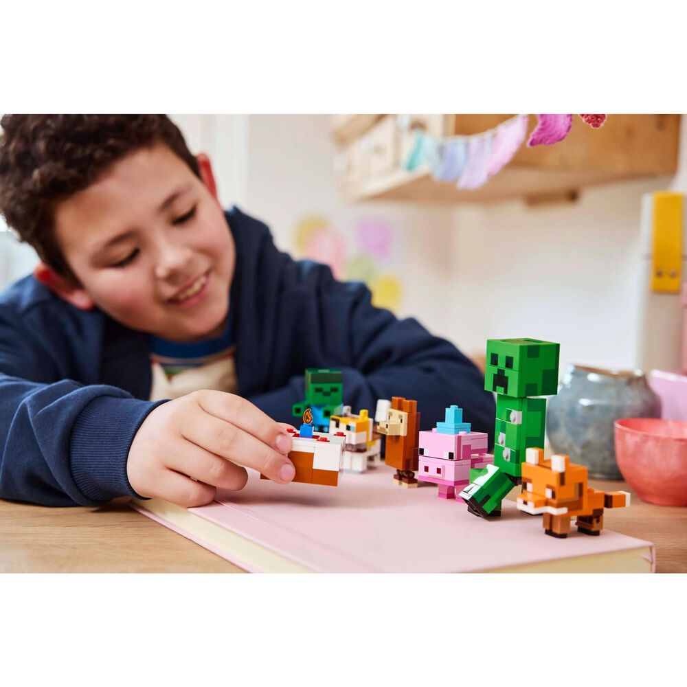 LEGO Minecraft Baby Pig&#39;s Birthday Celebration, , large