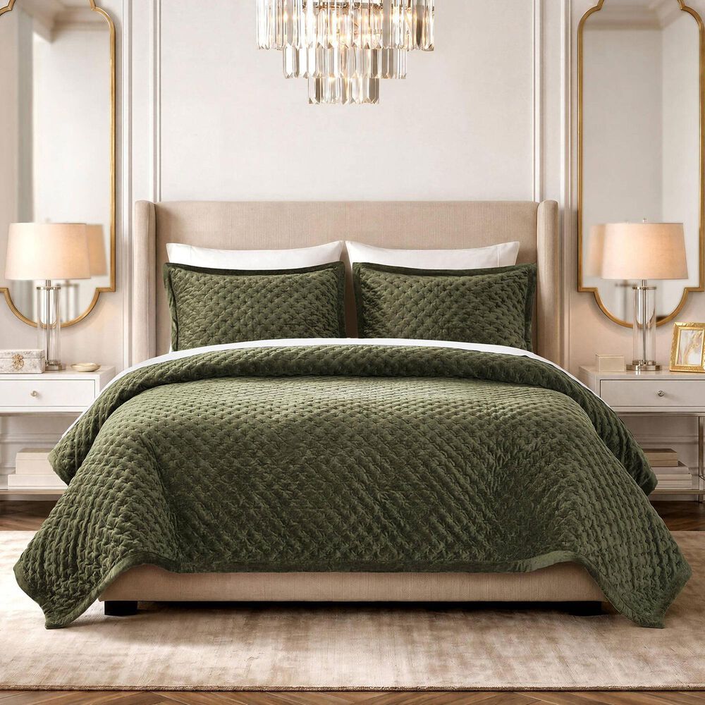 Hampton Park Charleston Queen Velvet Coverlet Set in Green, , large