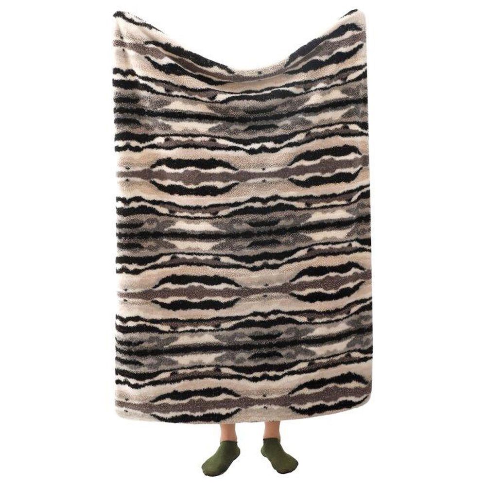 Duke Imports Regal Comfort Darkness Falls 50" x 70" Throw in Black, , large
