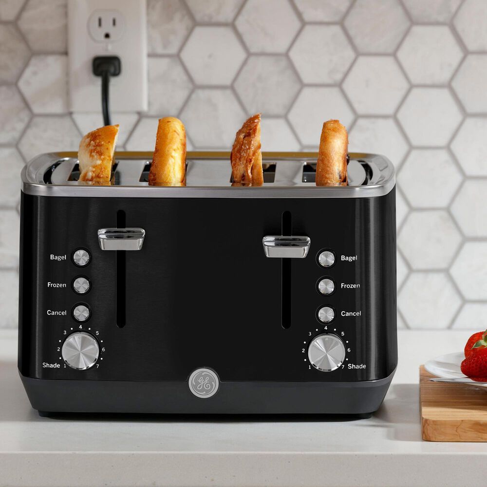 GE Appliances 4-Slice Toaster in Black, , large