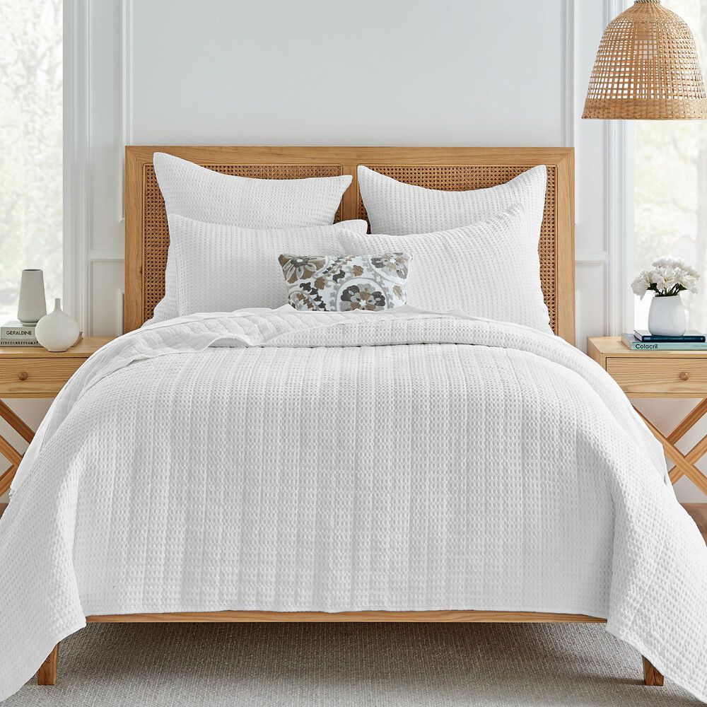 Levtex Mills Waffle 3-Piece Full/Queen Quilt Set in Bright White, , large