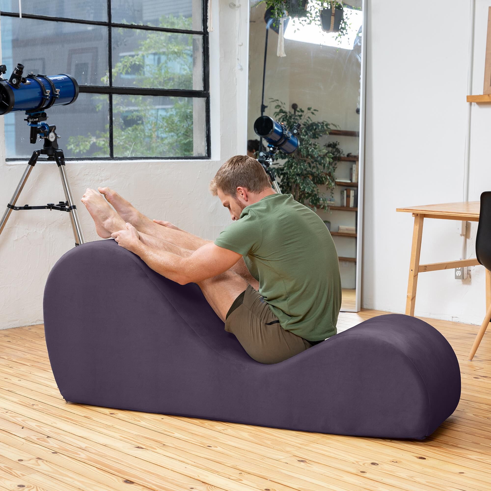 Jaxx Avana Chaise Lounge Yoga Chair in Aubergine