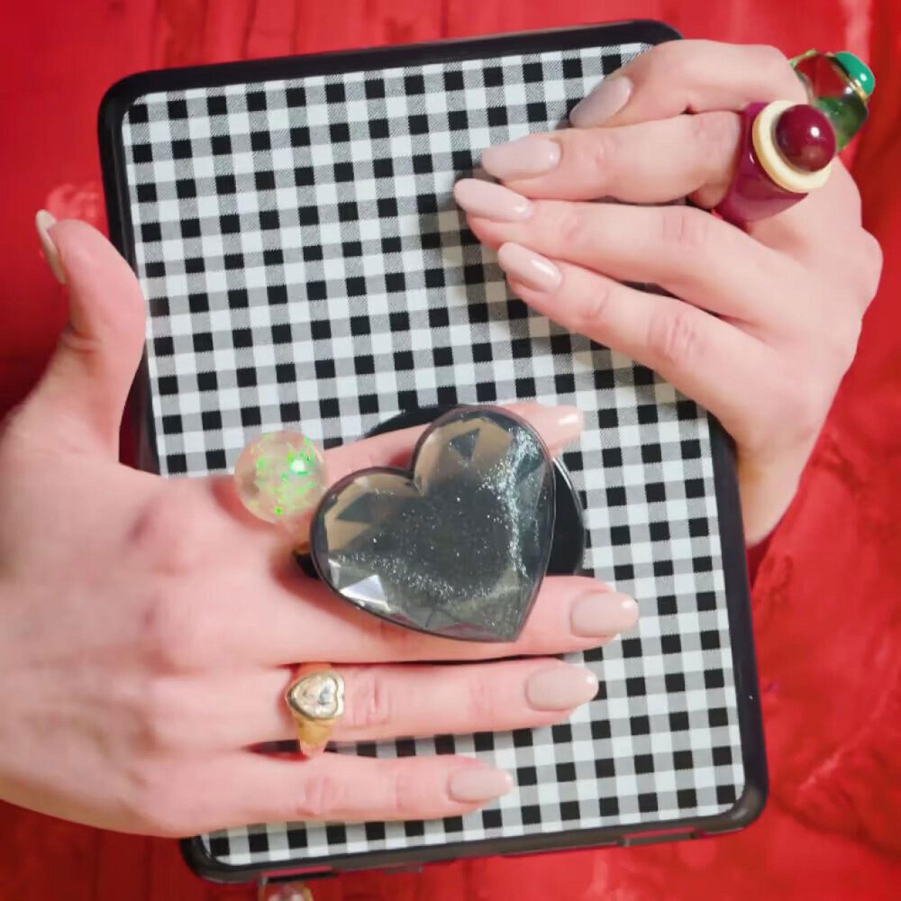 PopSockets MagSafe Circle PopGrip in Crystal Heart Black Glitter, , large