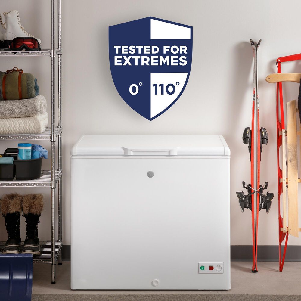 GE 8.8 Cu. Ft. Manual Defrost Chest Freezer in White, , large