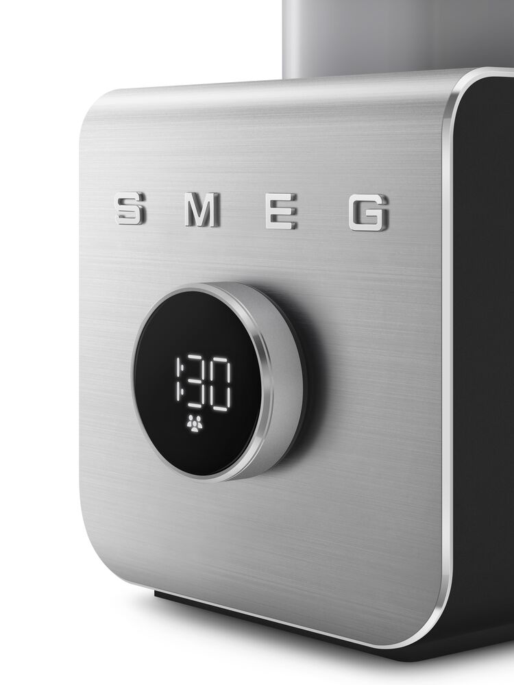 SMEG 9-Speed Professional Blender in Matte Black, , large