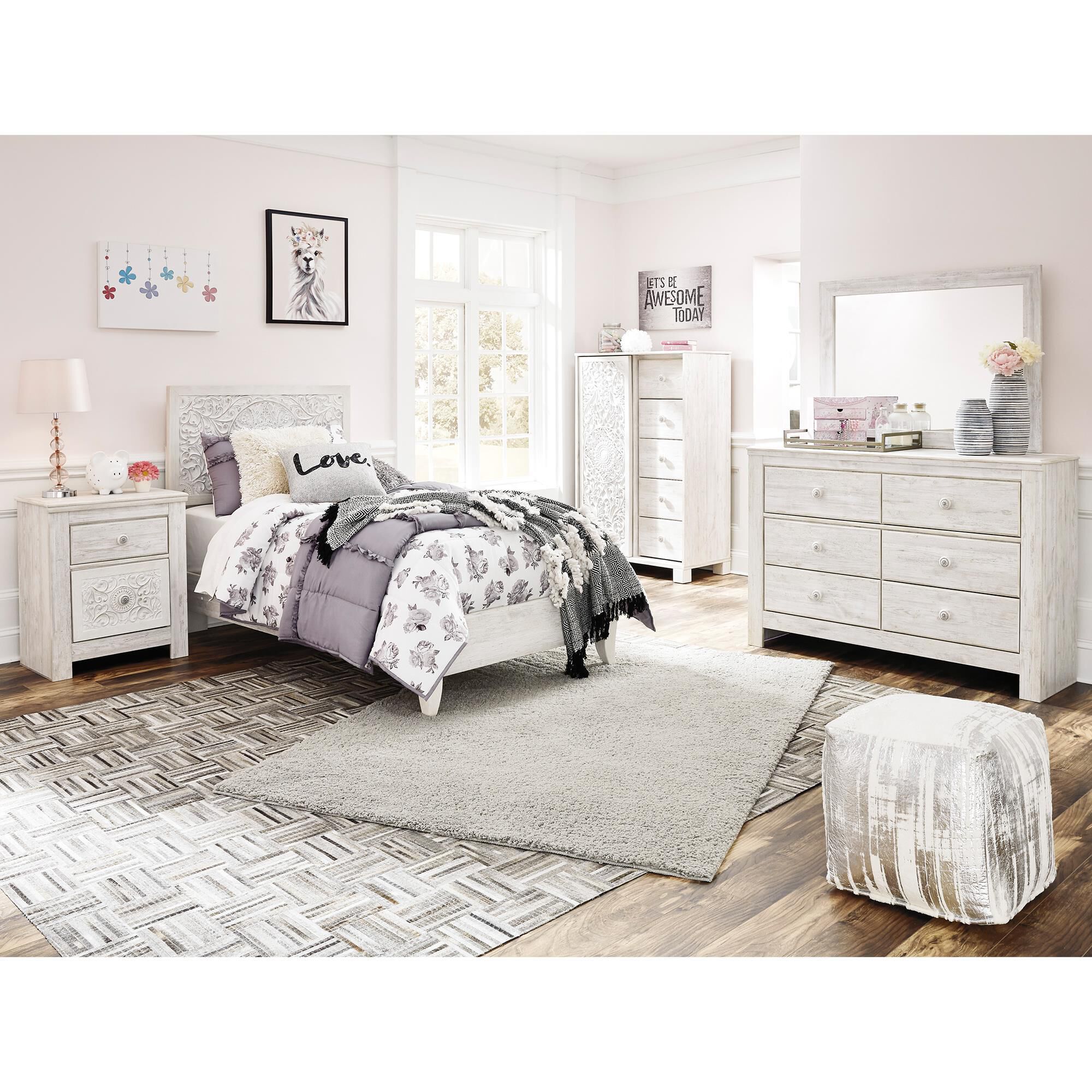 Paxberry queen shop bedroom set