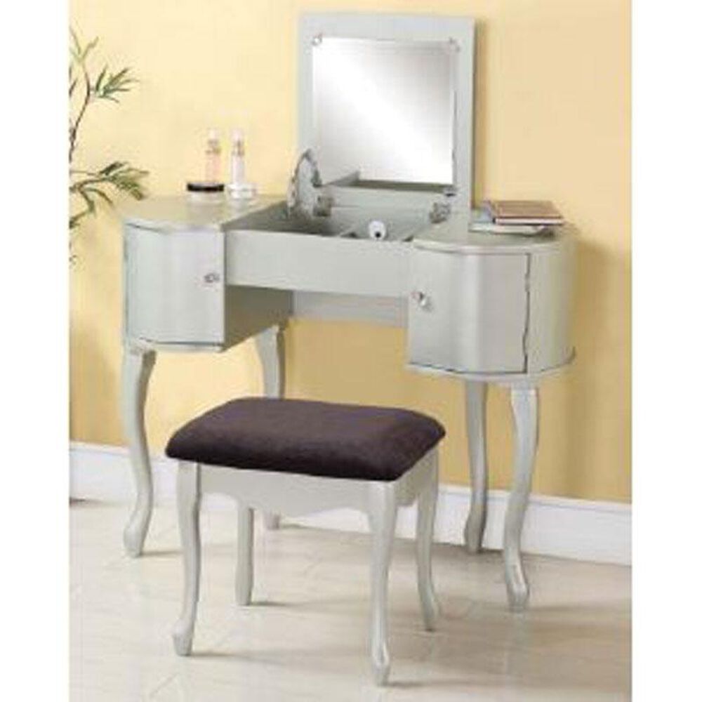 Linden Boulevard Paloma Vanity Set in Silver, , large