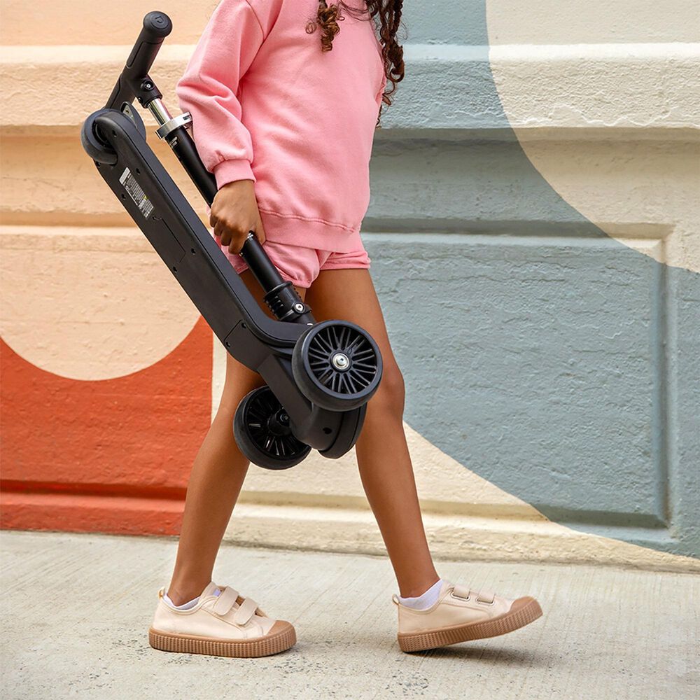 TruRide Amber Light-Up Kick Scooter in Black, , large