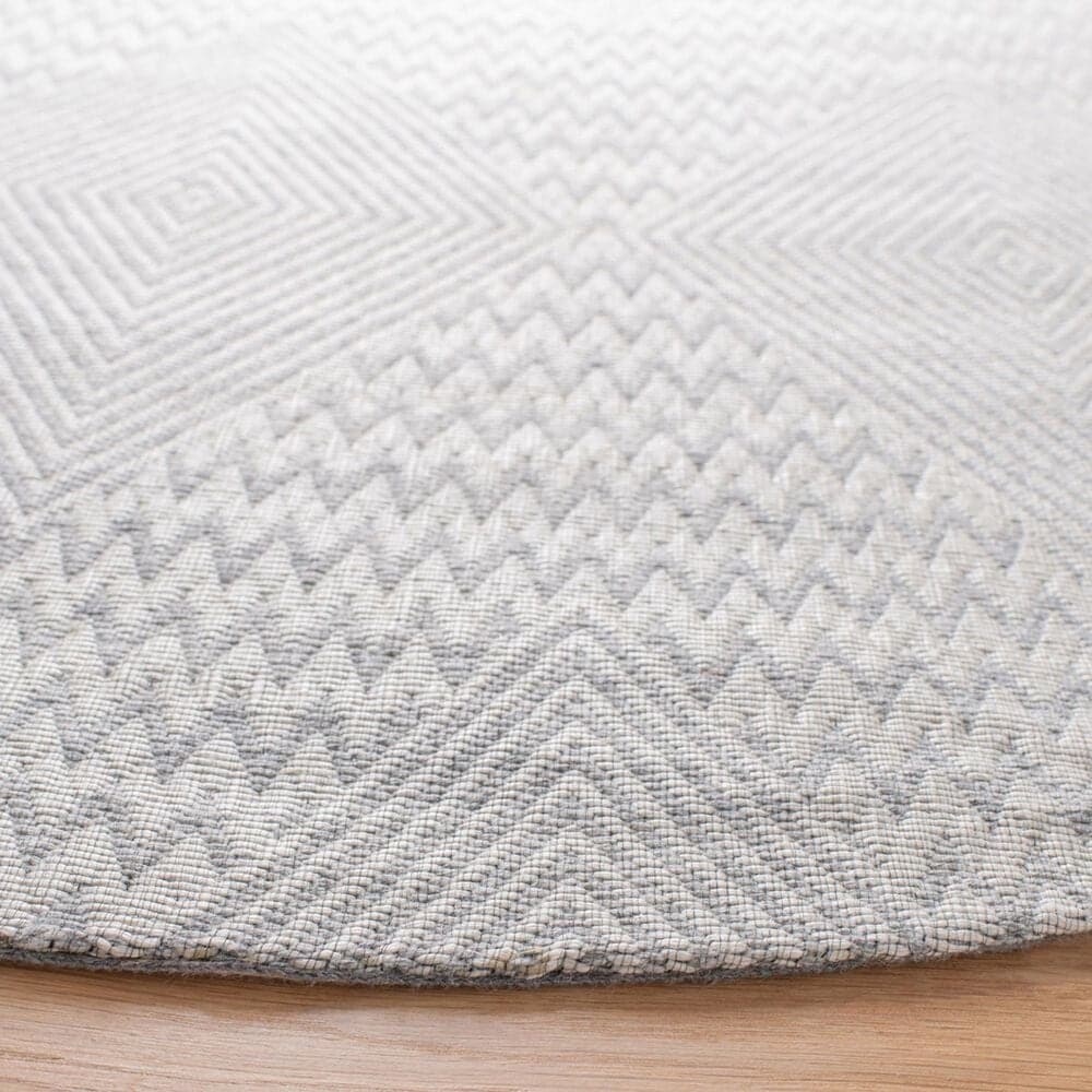 Safavieh Marbella 6&#39; Round Ivory and Silver Area Rug, , large