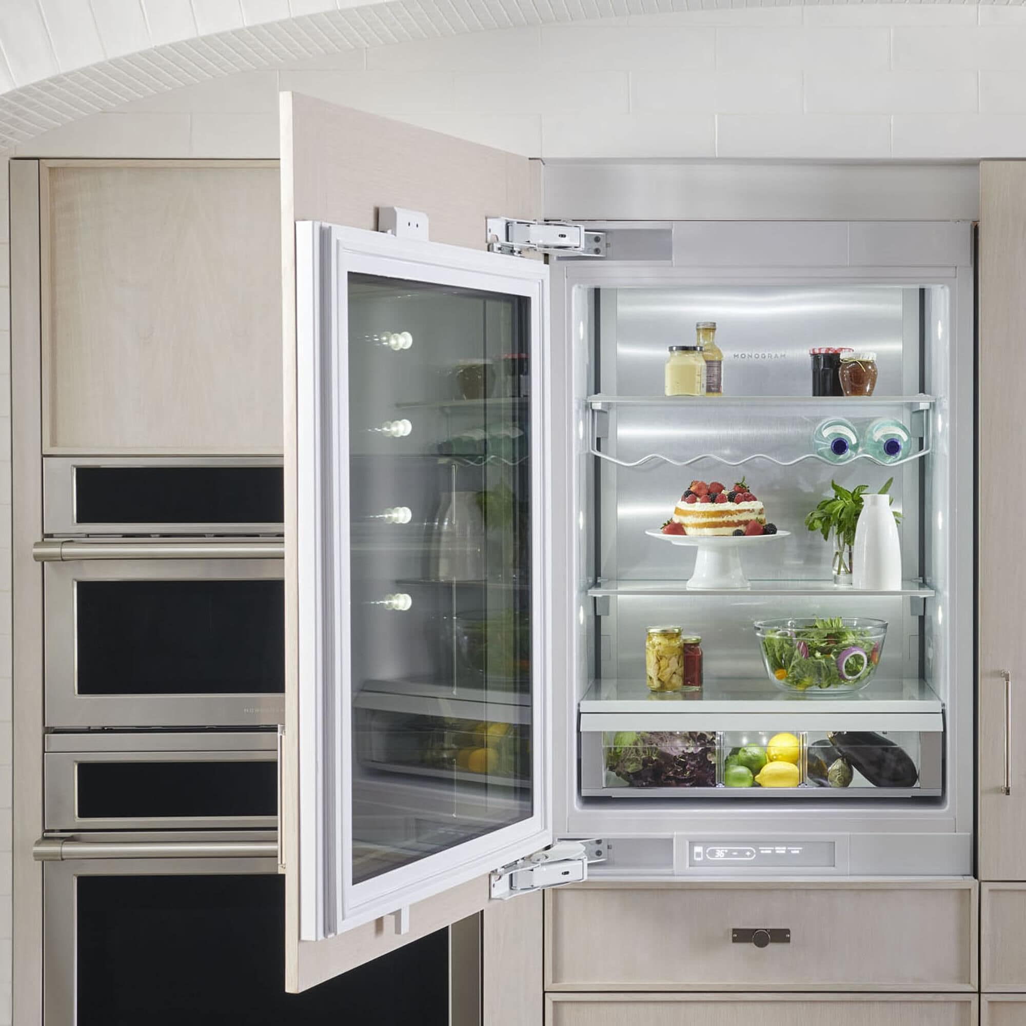 Monogram integrated refrigerator store