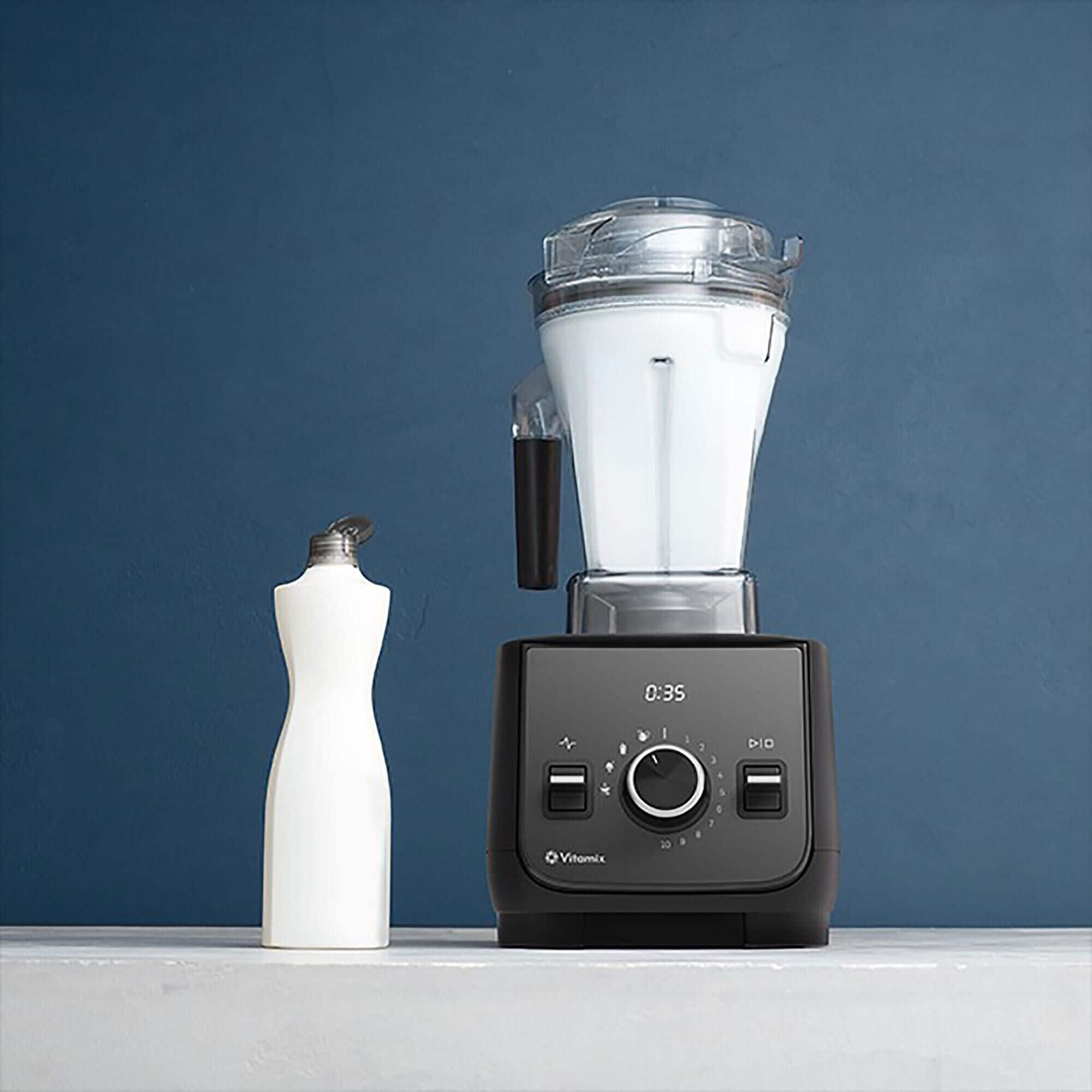 Vitamix Ascent X2 Blender in Shadow Black