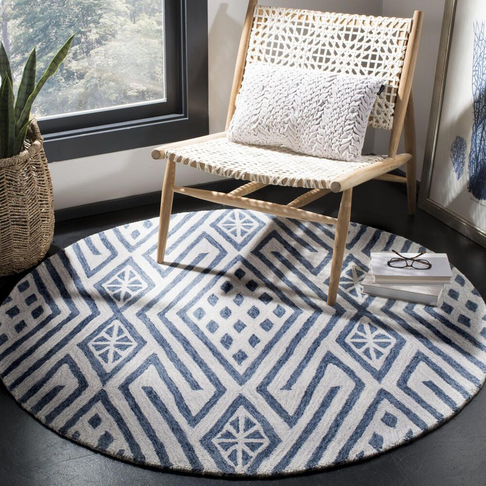 Safavieh Micro-Loop MLP611M 5&#39; Round Blue and Ivory Area Rug, , large