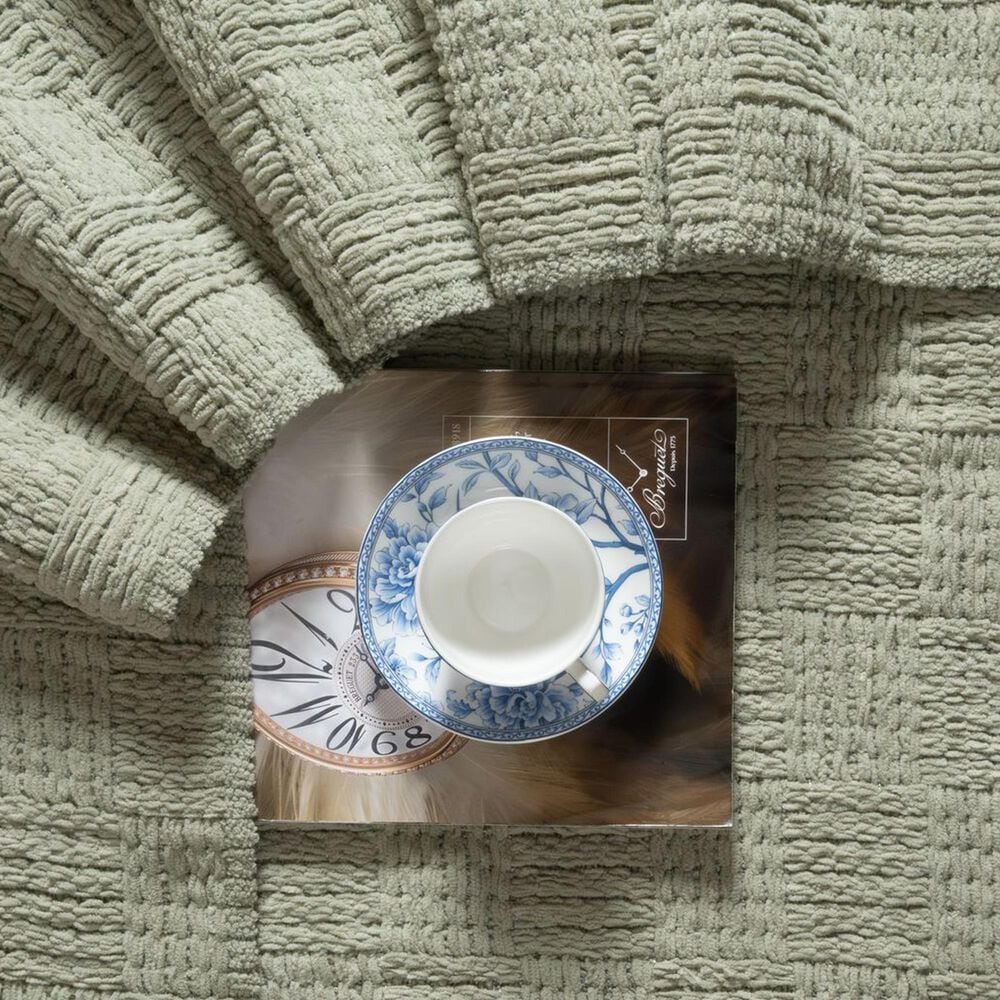 Trade Linker 50" x 70" Chenille Polyester Fringed Basket Throw in Sage, , large