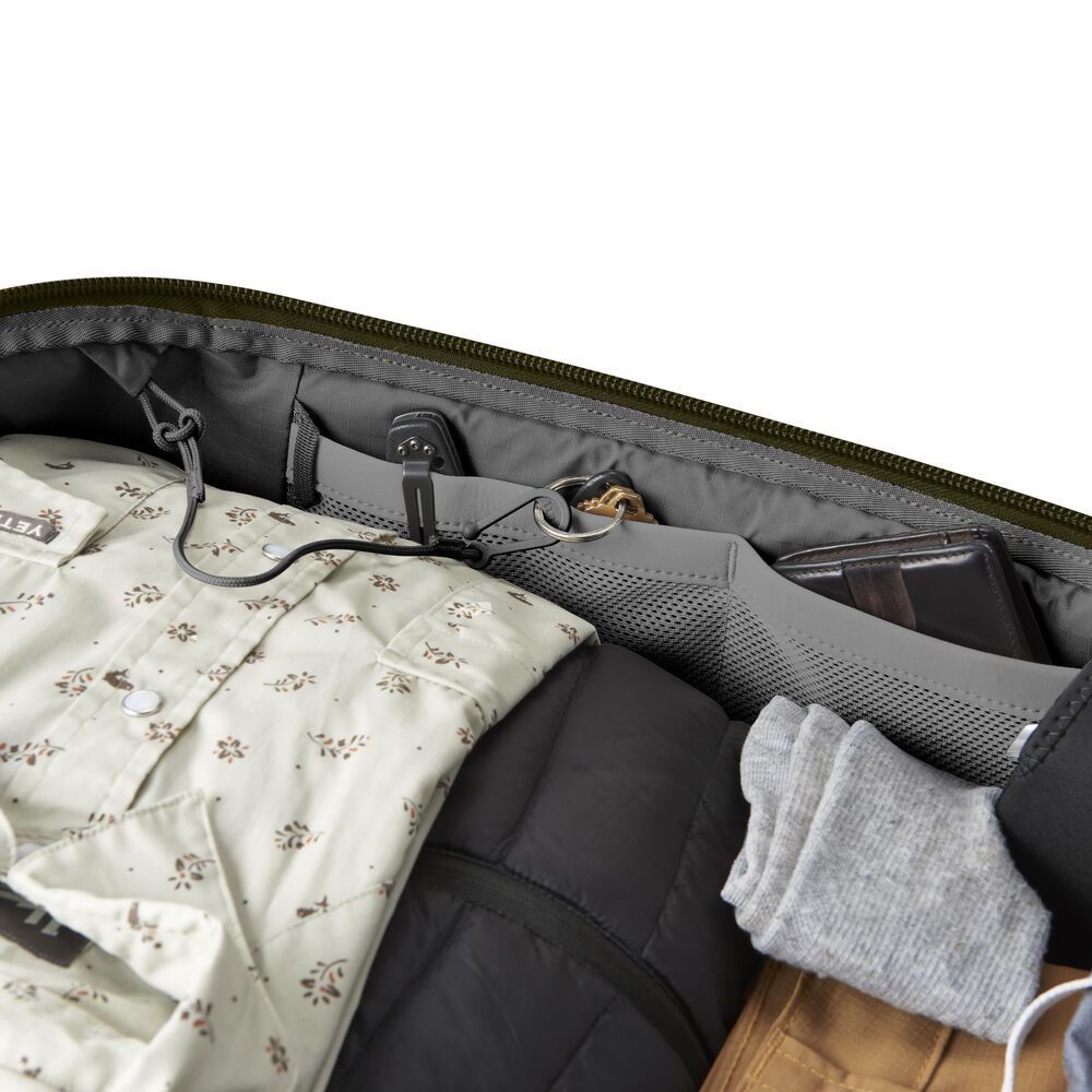 YETI Crossroads 40L Duffel in Olive, , large